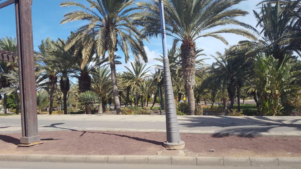 Ático Gran Tarajal Apartamento Exterior foto